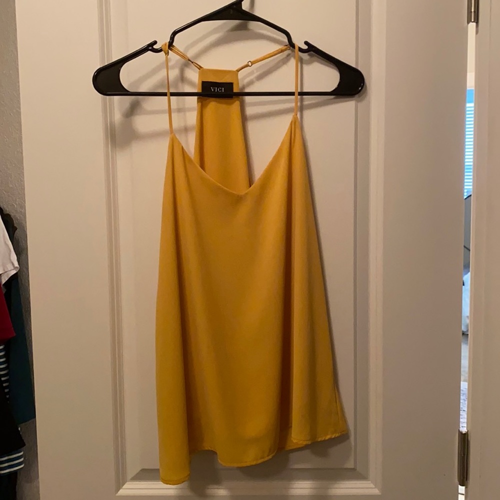 Vici Tank